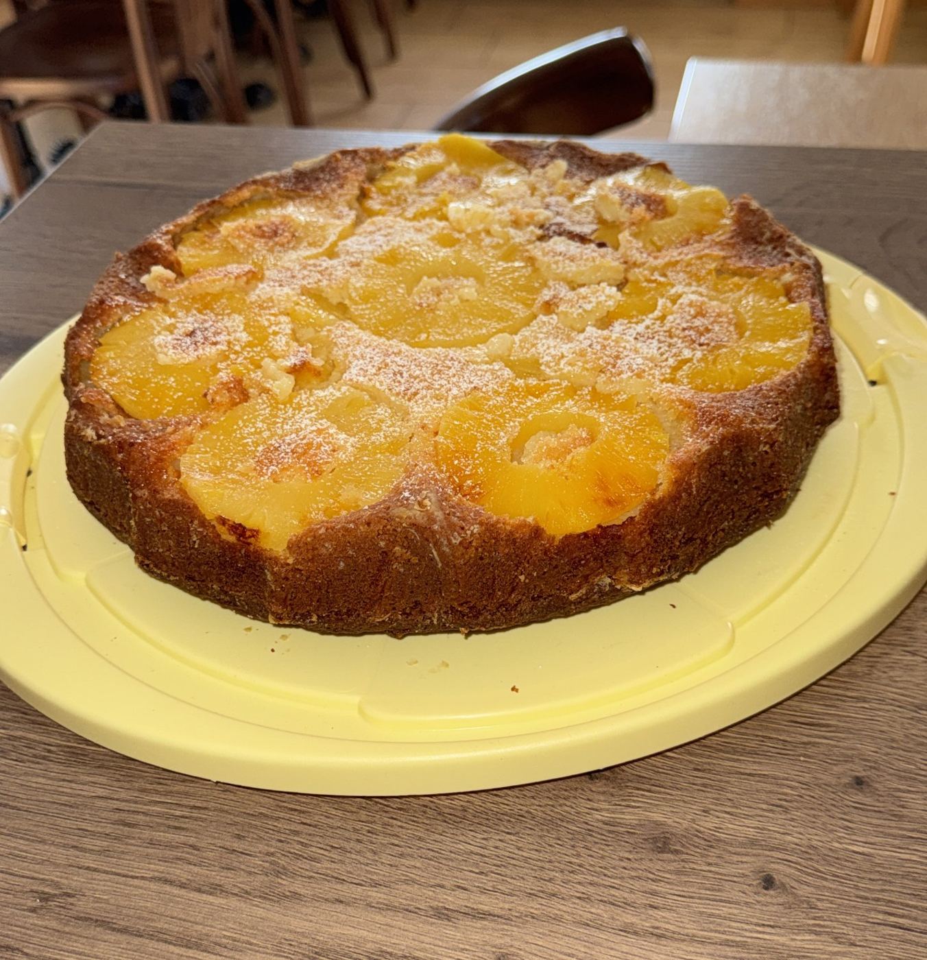 Hausgemachter Ananaskuchen